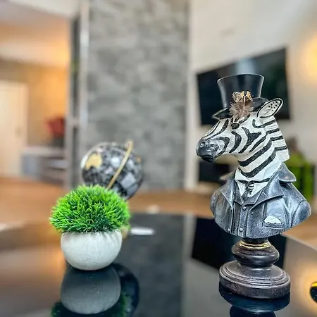 Appartamento Penthouse Gran-Via Luxury Private Flat - 2Bd Madrid Esterno foto
